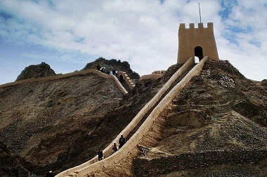 the Great Wall on the Cliff