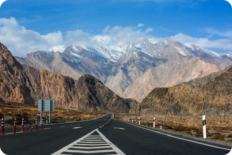 中巴友谊公路 中巴友谊公路