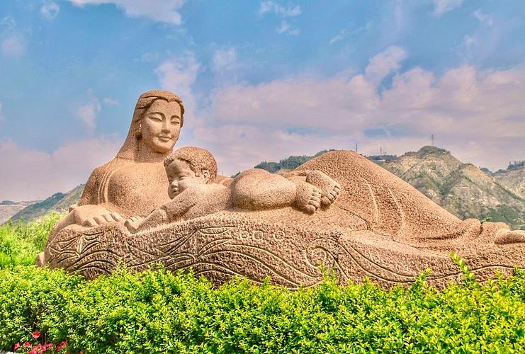 兰州黄河母亲像 兰州黄河母亲像